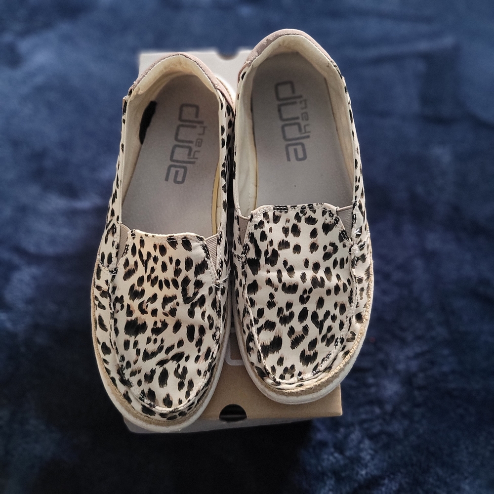 Hey Dude Leopard and Tan Women's Loafers - Picture 4 of 6